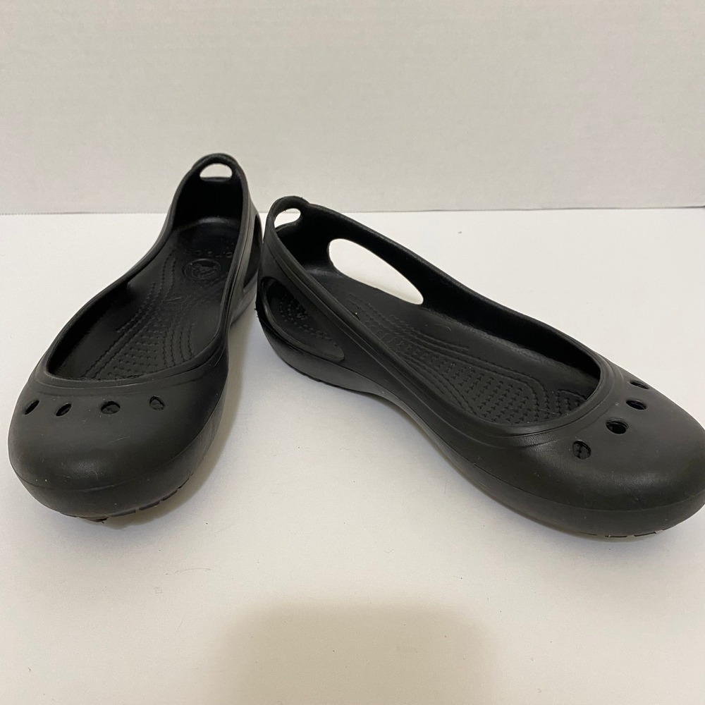 Crocs Kadee Ballet Flats Commuter Women 8 Black Slip On Breathable Comfort